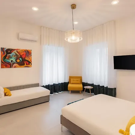 Visi Di 4* Νάπολη